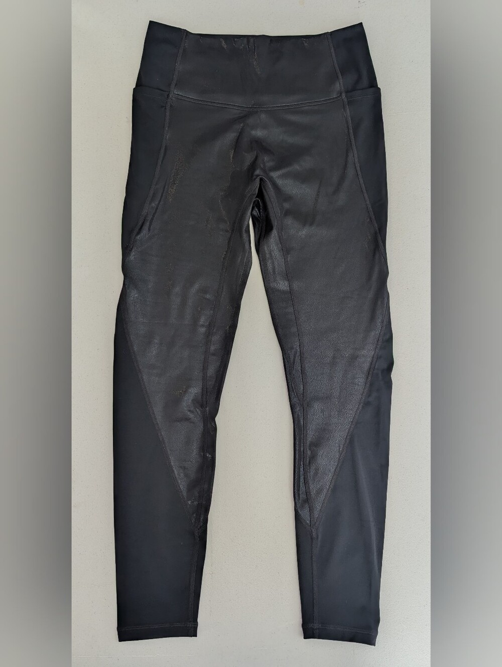 Curves n' Combatboots shiny leggings, large